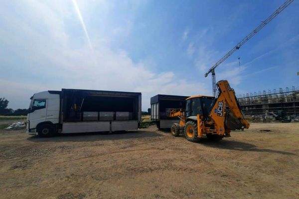 spatra-servizi-trasporti-206E7CEEE6-3F53-2254-C430-ED548164CD5C.jpg